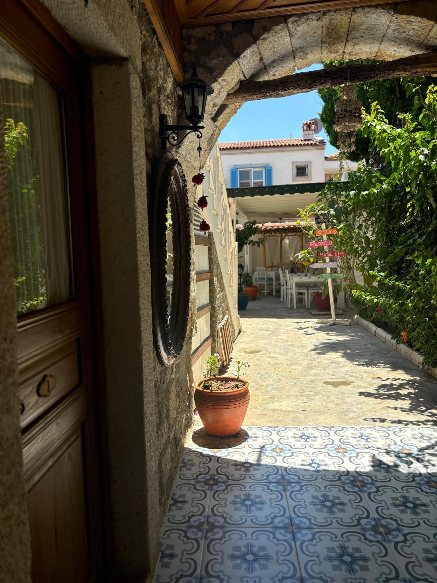 אלאקאטי Tasdelen Hotel מראה חיצוני תמונה